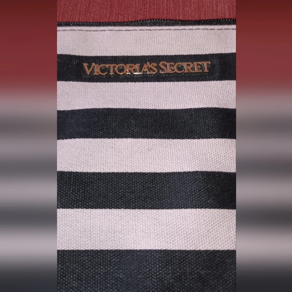 Victorias Secret fully lined